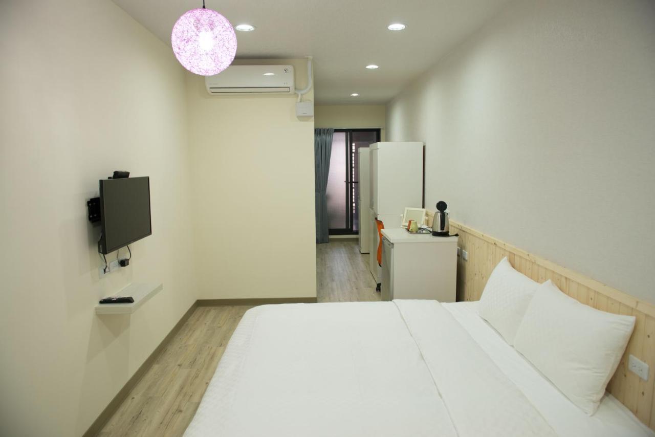 Didi House無人化自助入住#附車位有限須預約 Apartment Tainan Exterior foto